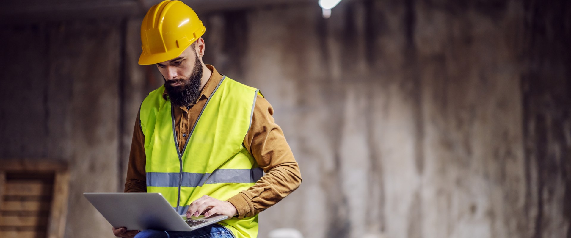 Reviews and Ratings from Users: Finding the Best Construction Management Software