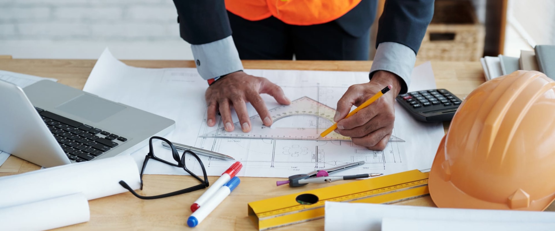 Real-time updates for Comprehensive Construction Management Software